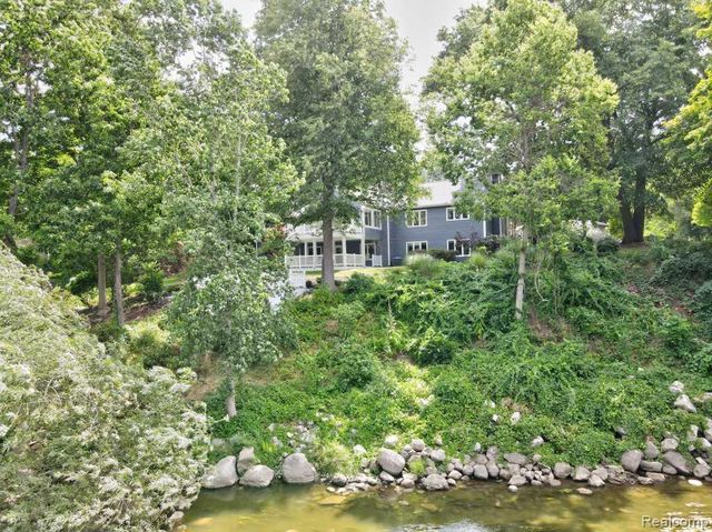 2973 Thorncrest Drive, Grand Rapids, MI 49546