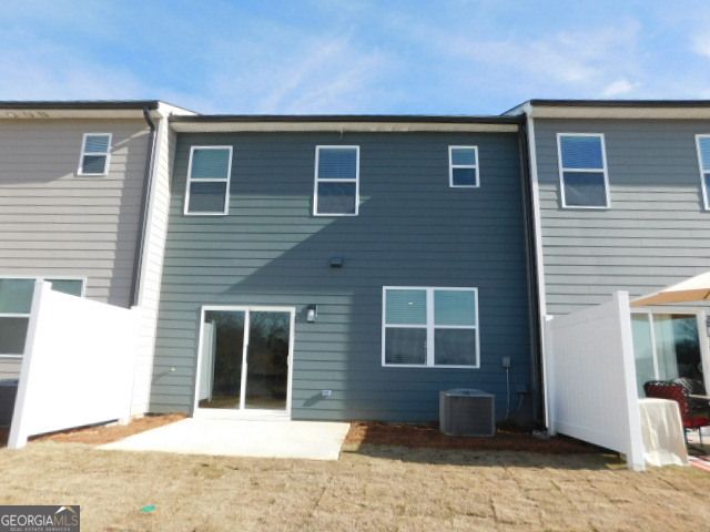 5313 Melbourne Lane, Flowery Branch, GA 30542