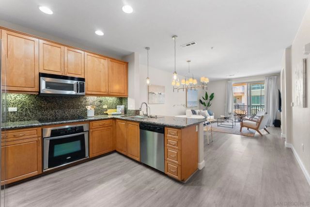 3877 Pell Place 307, San Diego, CA 92130