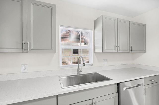 4774 MONTGOMERY RD, Millington, TN 38053