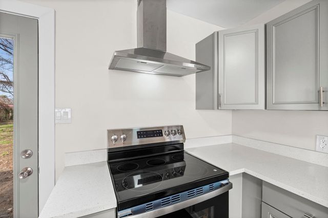 4774 MONTGOMERY RD, Millington, TN 38053