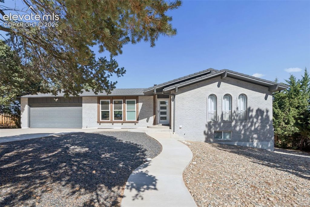 810 Point of the Pines Drive, Colorado Springs, CO 80919 — exterior