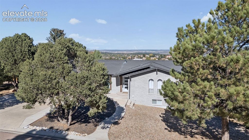 810 Point of the Pines Drive, Colorado Springs, CO 80919 — photo 3