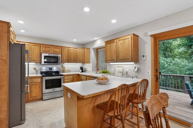 13452 Flagstaff Avenue, Apple Valley, MN 55124