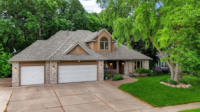13452 Flagstaff Avenue, Apple Valley, MN 55124