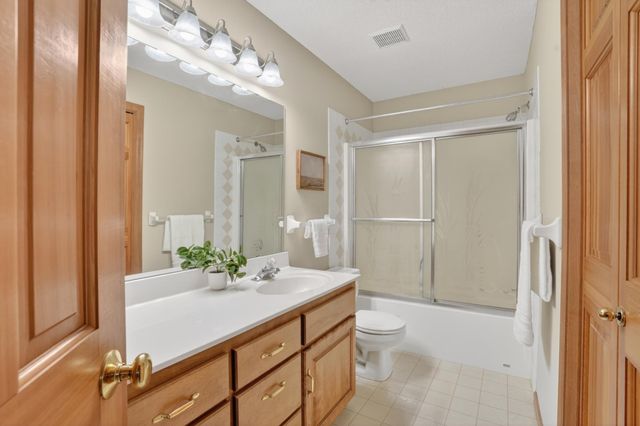 13452 Flagstaff Avenue, Apple Valley, MN 55124