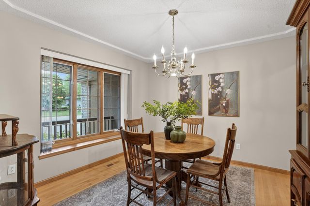 13452 Flagstaff Avenue, Apple Valley, MN 55124