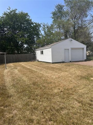 1518 Starr Avenue, Eau Claire, WI 54703