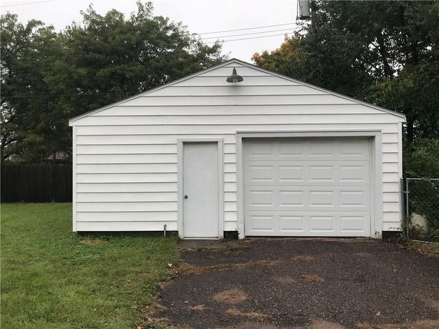 1518 Starr Avenue, Eau Claire, WI 54703