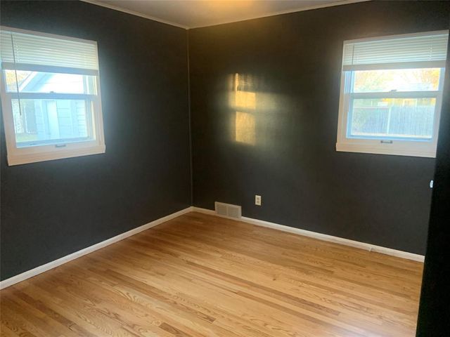 1518 Starr Avenue, Eau Claire, WI 54703