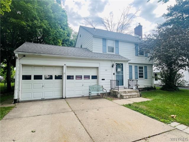 717 Pasadena Avenue, Niagara Falls, NY 14304