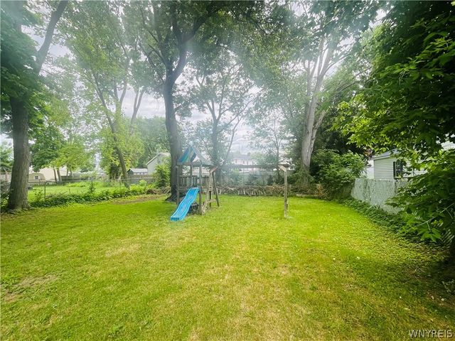 717 Pasadena Avenue, Niagara Falls, NY 14304