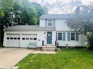 717 Pasadena Avenue, Niagara Falls, NY 14304