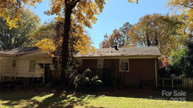 3116 Gardner Park Drive, Gastonia, NC 28054