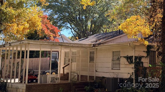 3116 Gardner Park Drive, Gastonia, NC 28054