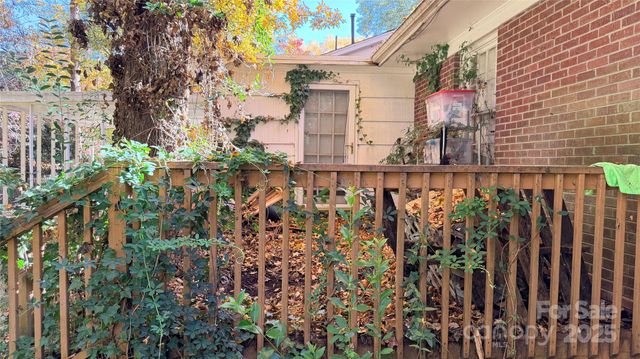 3116 Gardner Park Drive, Gastonia, NC 28054