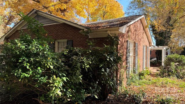 3116 Gardner Park Drive, Gastonia, NC 28054