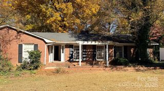 3116 Gardner Park Drive, Gastonia, NC 28054