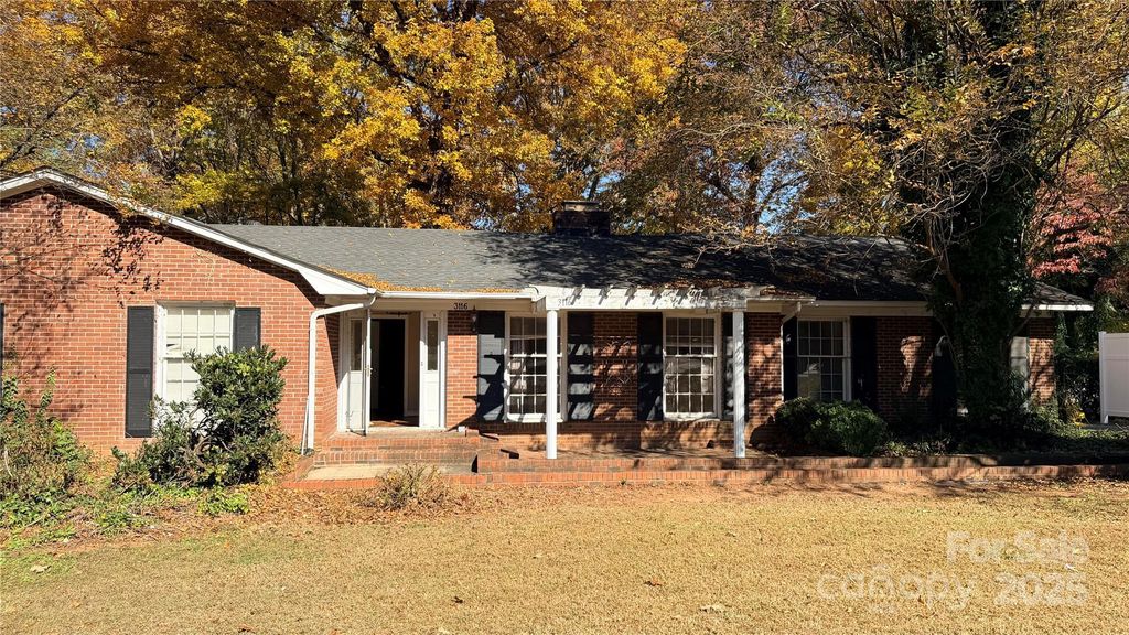 3116 Gardner Park Drive, Gastonia, NC 28054