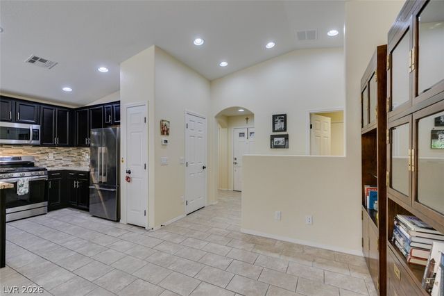 5913 Sammarra Street, North Las Vegas, NV 89081
