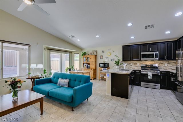 5913 Sammarra Street, North Las Vegas, NV 89081