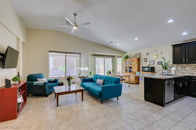5913 Sammarra Street, North Las Vegas, NV 89081