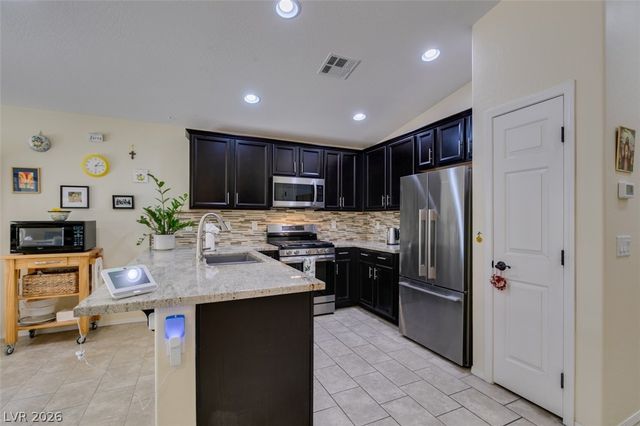 5913 Sammarra Street, North Las Vegas, NV 89081