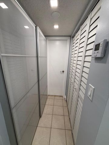 16465 NE 22nd Avenue 105, North Miami Beach, FL 33160