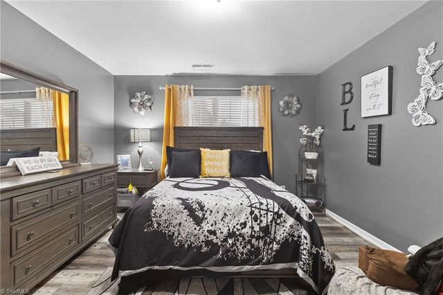 629 Brassfield Drive, Burlington, NC 27217