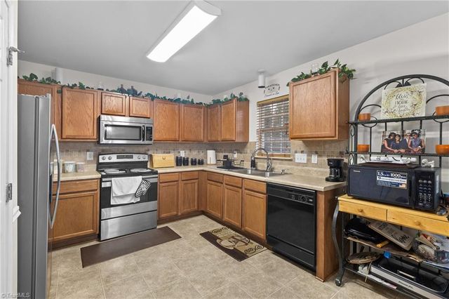 629 Brassfield Drive, Burlington, NC 27217