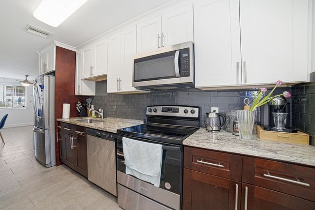 110 NE 16th Terrace 1, Fort Lauderdale, FL 33301