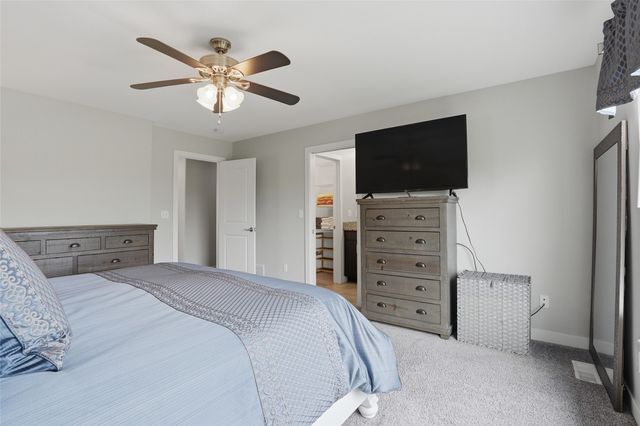 2249 Bluegrass Street, Marion, IA 52302