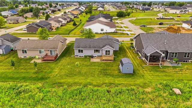 2249 Bluegrass Street, Marion, IA 52302