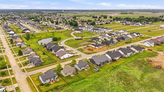 2249 Bluegrass Street, Marion, IA 52302