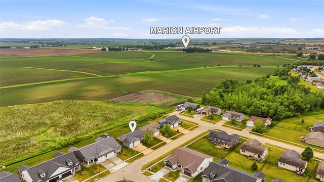 2249 Bluegrass Street, Marion, IA 52302