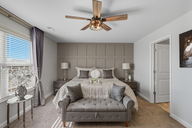 3353 Field Hawk Drive, Valparaiso, IN 46383