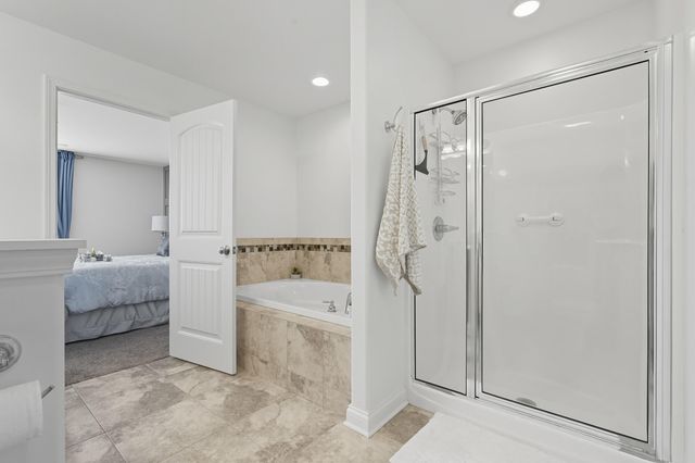 3353 Field Hawk Drive, Valparaiso, IN 46383