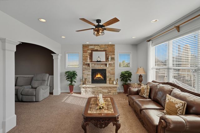 3353 Field Hawk Drive, Valparaiso, IN 46383