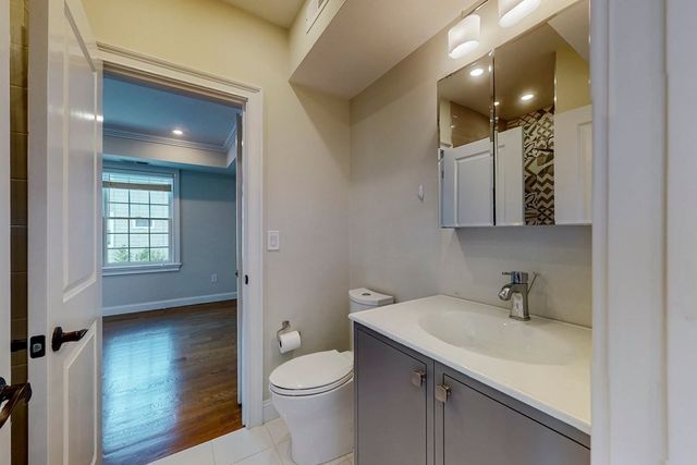 102 Beacon St 2, Somerville, MA 02143