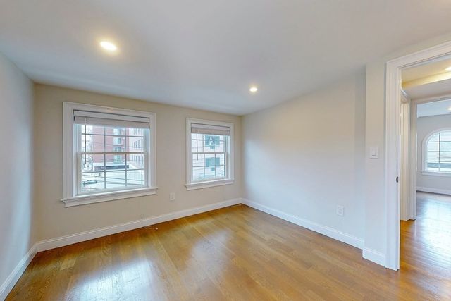 102 Beacon St 2, Somerville, MA 02143
