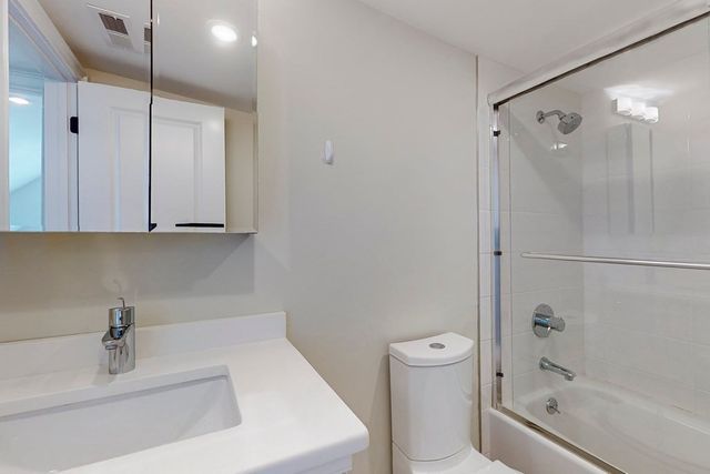 102 Beacon St 2, Somerville, MA 02143