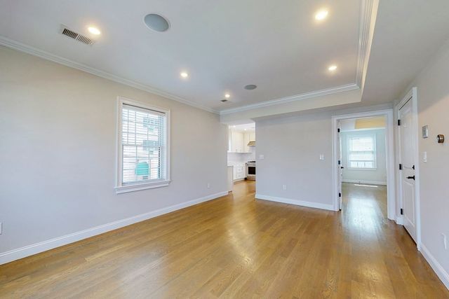 102 Beacon St 2, Somerville, MA 02143