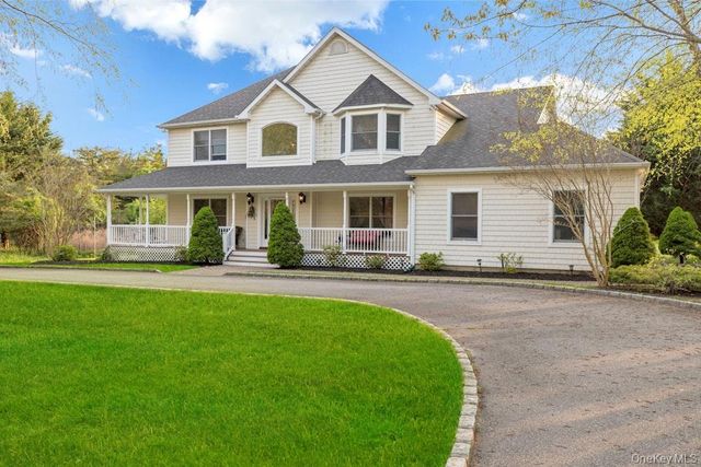 2655 Rocky Point Road, East Marion, NY 11939