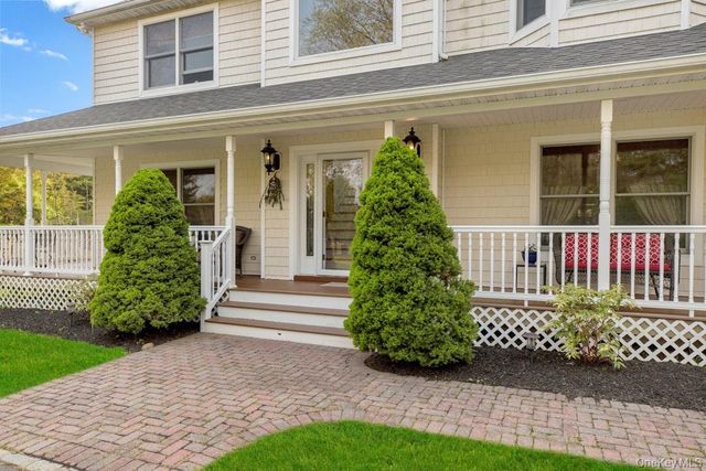 2655 Rocky Point Road, East Marion, NY 11939