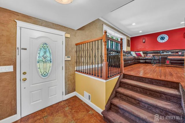 1075 sherman Avenue, Middlesex, NJ 07080