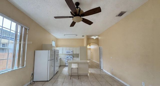 15339 SW 32nd Ter 15339, Miami, FL 33185