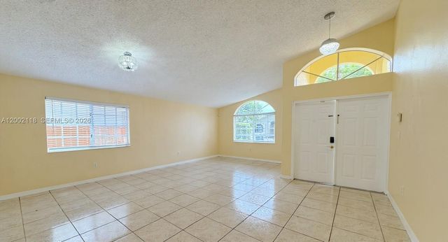 15339 SW 32nd Ter 15339, Miami, FL 33185