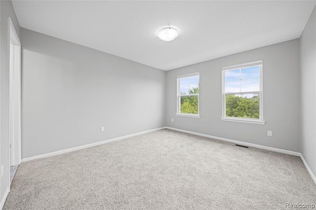 4592 Bradley Circle, Troy, MI 48085