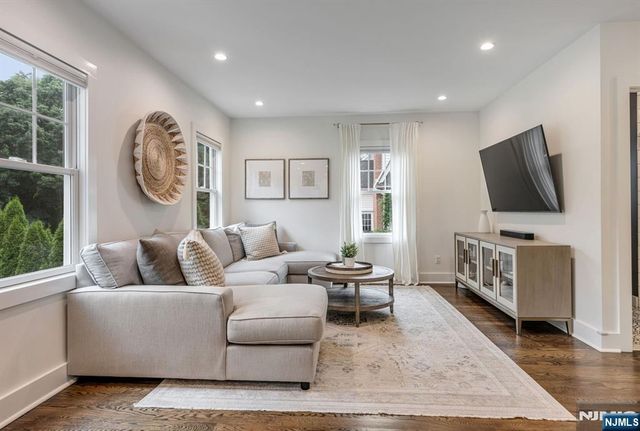 178 Harding Road, Glen Rock, NJ 07452