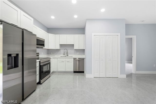 2677 62nd AVE NE, Naples, FL 34120